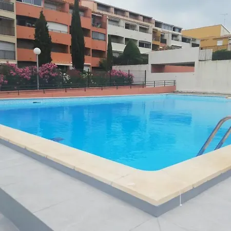 Pied A Terre Au Cap D'Agde Port Hors Camp Nature Apartment *